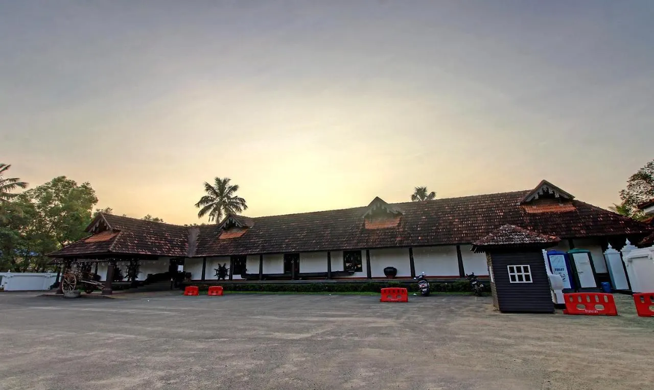 特拉凡科宫酒店 Alappuzha
