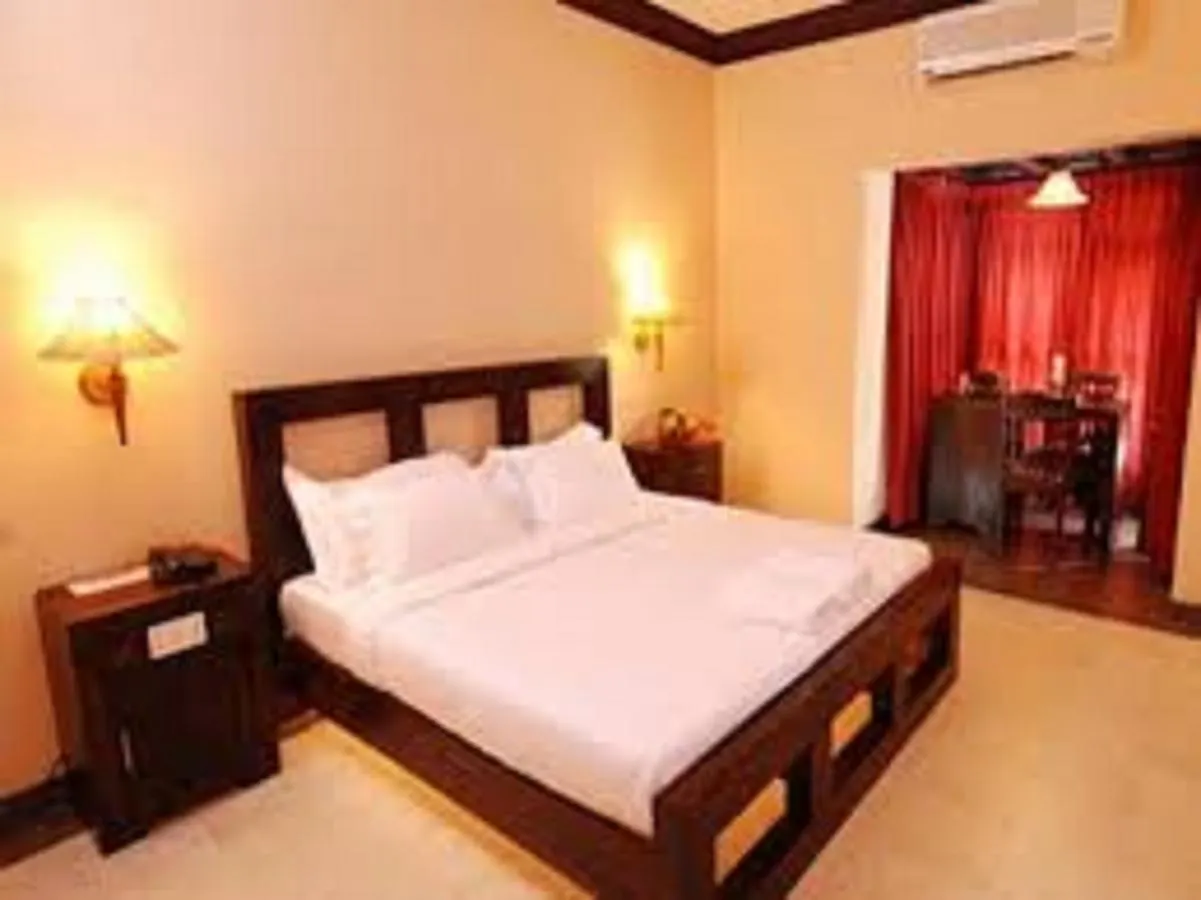 Treebo Premium Travancore Palace Cherthala Alappuzha Hotel