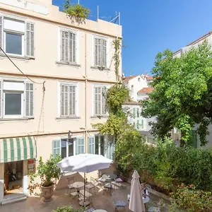 https://forville-cannes.fr-provencehotel.com